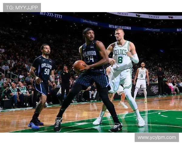 布朗轰27分班凯罗空砍28分凯尔特人客场轻取魔术