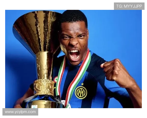 邓弗里斯喜获进球与胜利感谢小图拉姆精彩配合助力球队表现